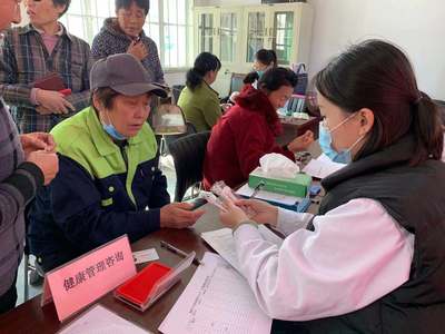 槐蔭區玉清湖社區衛生服務中心下村開展聯合國糖尿病日健康咨詢